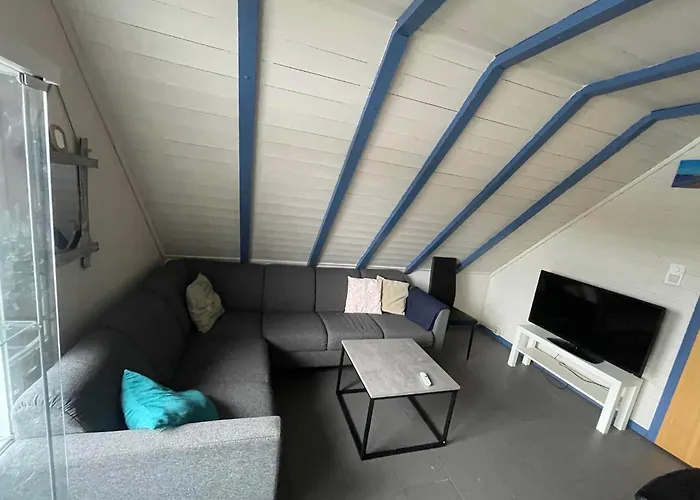 Nautnes Sea View Apartment
